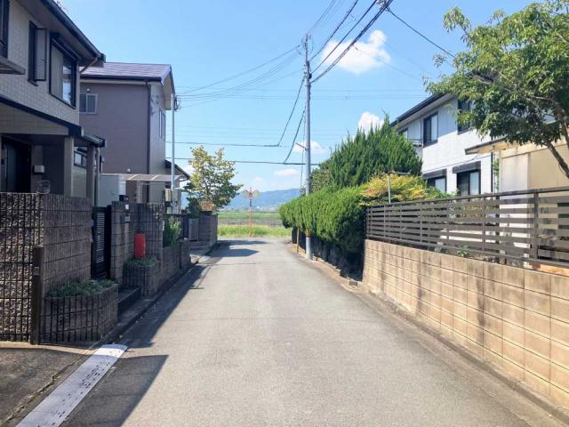 前面道路含む現地写真  写真撮影日：2025-09-01