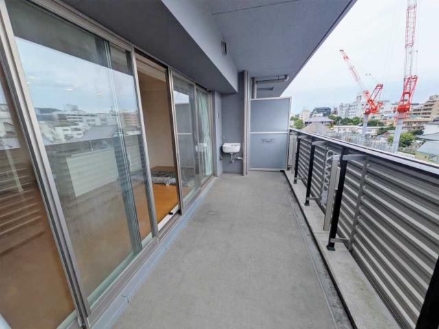 バルコニー  写真撮影日：2025-09-25