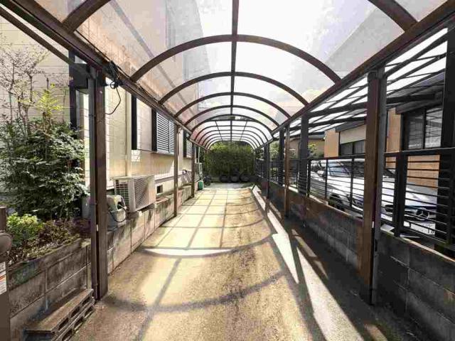 駐車場  写真撮影日：2025-11-01