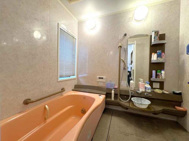 浴室  写真撮影日：2025-11-09