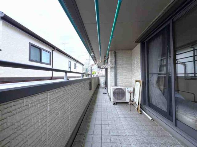 バルコニー  写真撮影日：2025-11-09