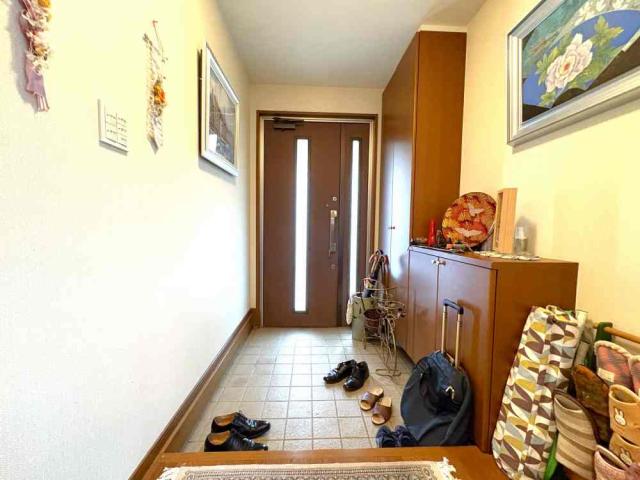 玄関  写真撮影日：2025-11-09