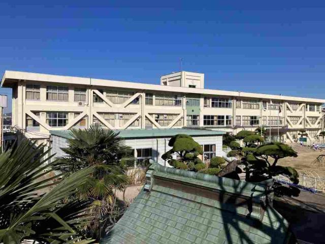 二上小学校 1600m 写真撮影日：2025-11-09