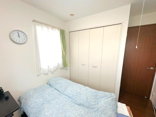 リビング以外の居室  写真撮影日：2025-11-23