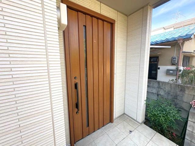 玄関  写真撮影日：2025-11-23