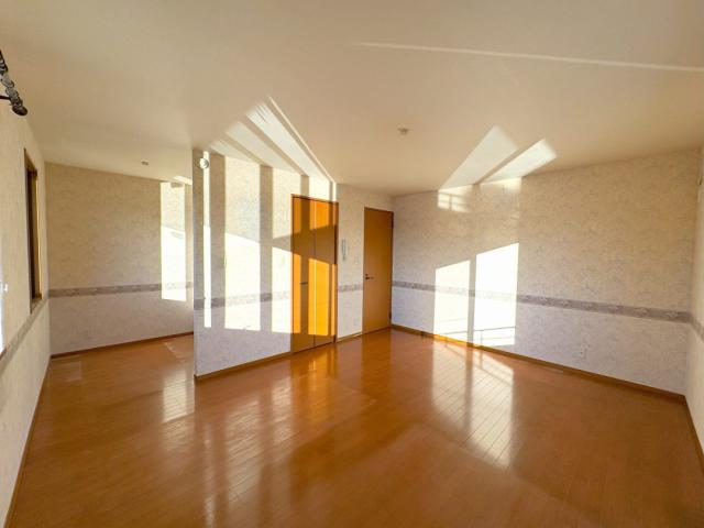 リビング以外の居室  写真撮影日：2025-12-19