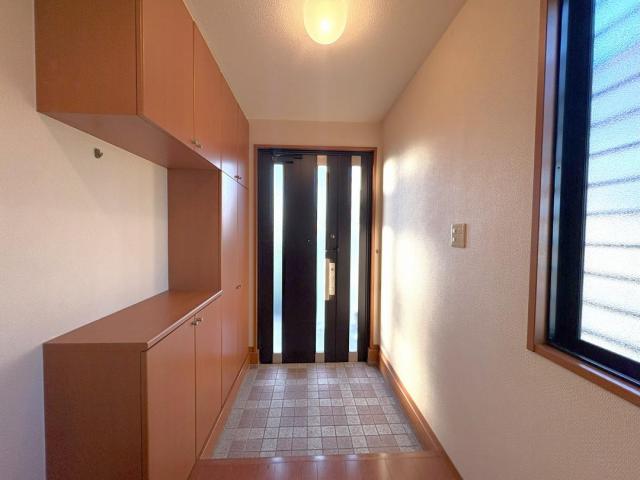 玄関  写真撮影日：2025-12-19