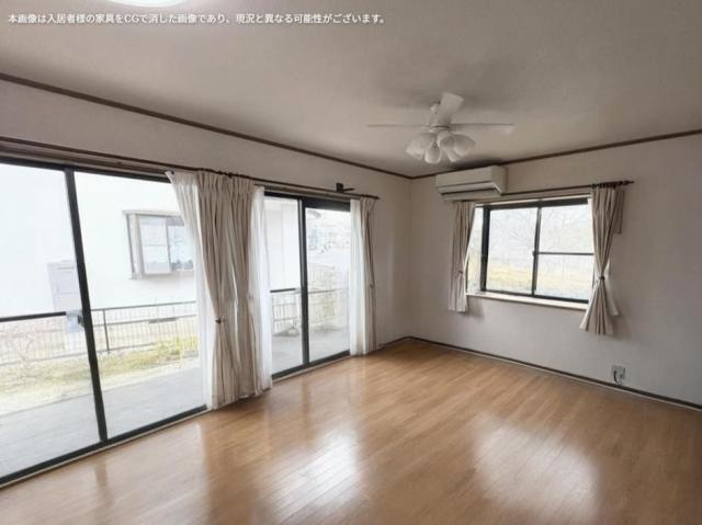 リビング  写真撮影日：2026-02-15