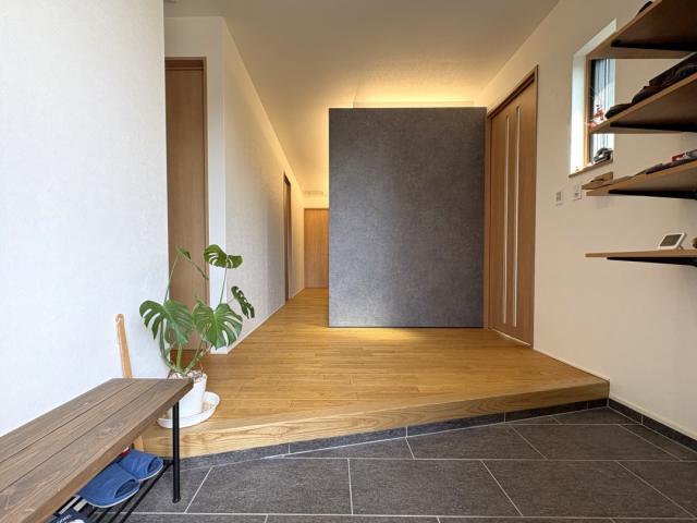 玄関  写真撮影日：2026-03-06