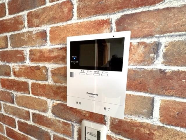 防犯設備 モニタ付きインターホン  写真撮影日：2026-04-23
