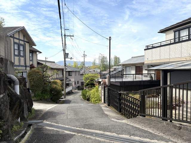 前面道路含む現地写真  写真撮影日：2026-05-01