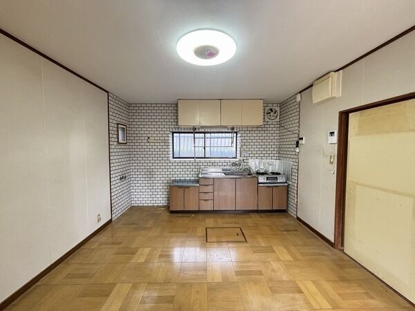 ※販売対象に家具・調度品は含まれません。