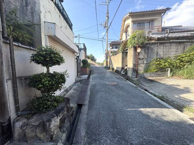 前面道路含む現地写真  写真撮影日：2026-07-10