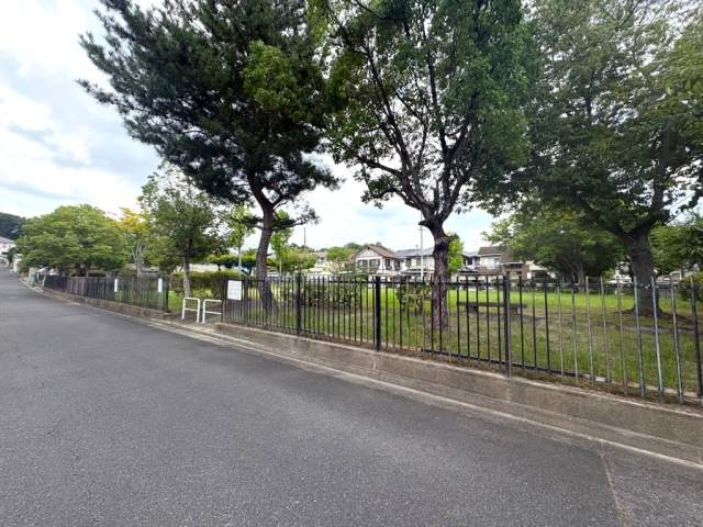 疋田町五丁目第3号街区公園 380m 写真撮影日：2026-07-17