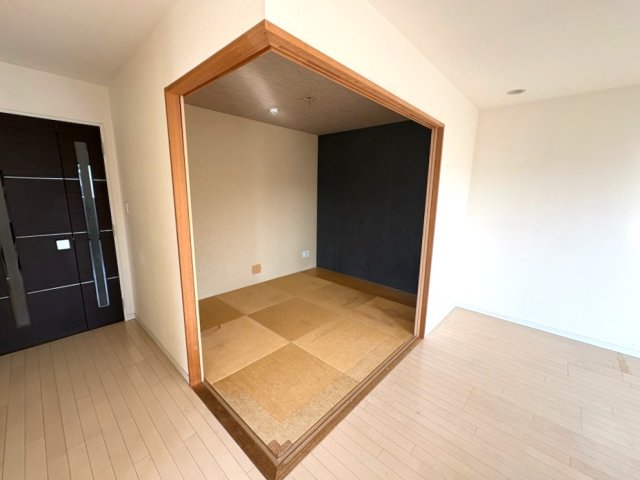 リビング以外の居室  写真撮影日：2026-09-25