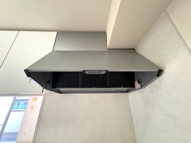 その他設備 レンジフード  写真撮影日：2026-09-25