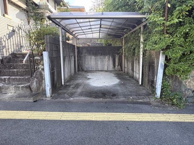 駐車場  写真撮影日：2026-10-17