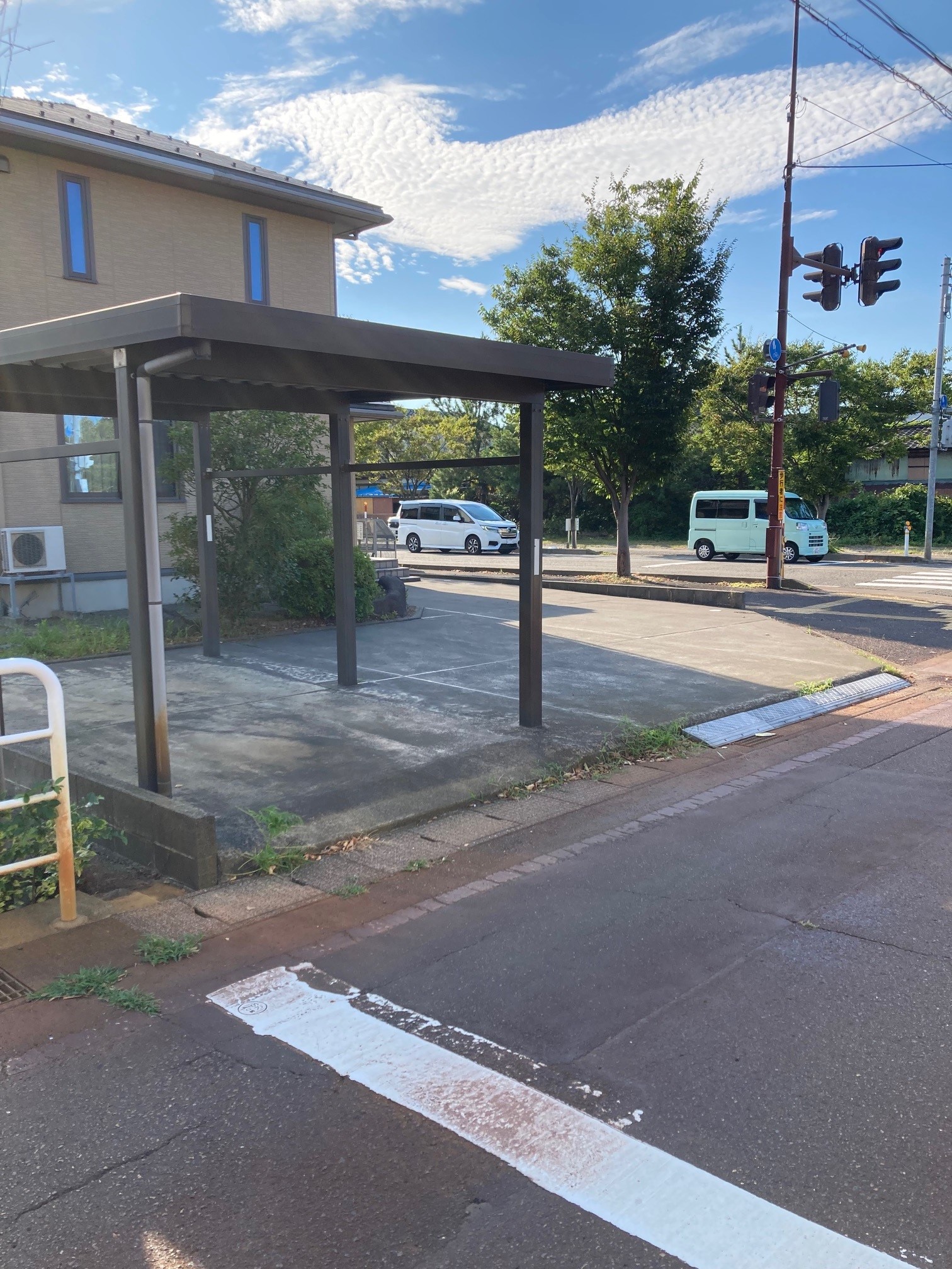 外観・駐車場 写真撮影日：8/20/25, 12:00 AM