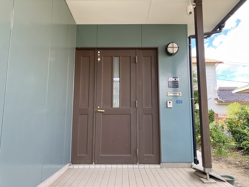 玄関 写真撮影日：10/1/25, 12:00 AM