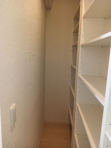 リビング収納