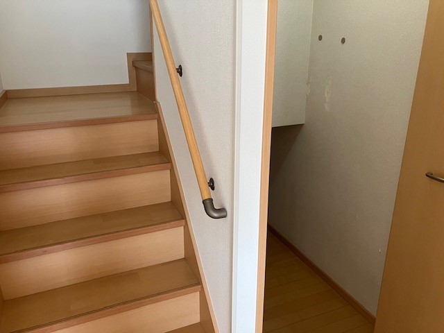 階段 写真撮影日：8/1/25, 12:00 AM