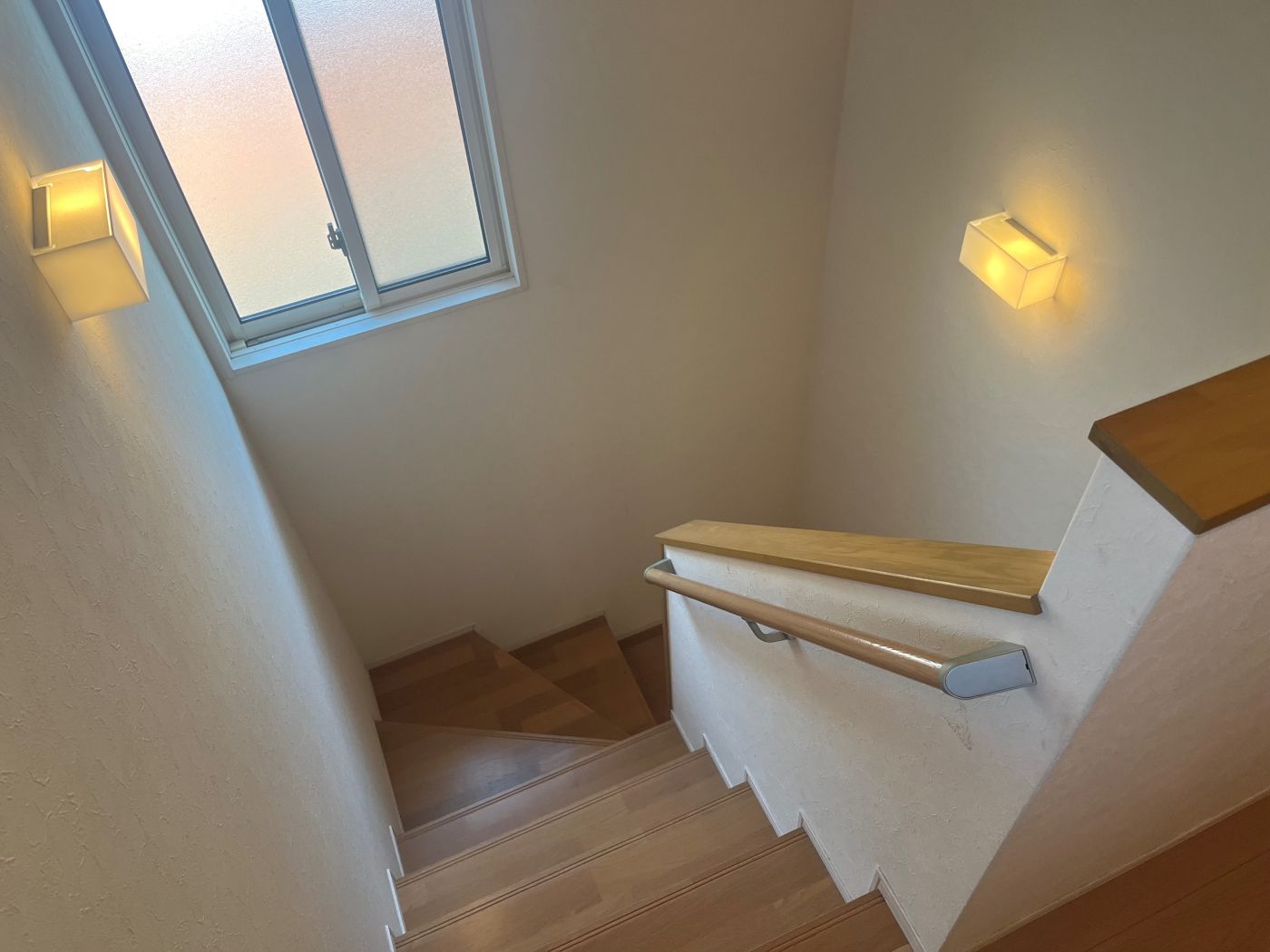 階段部 写真撮影日：8/1/25, 12:00 AM