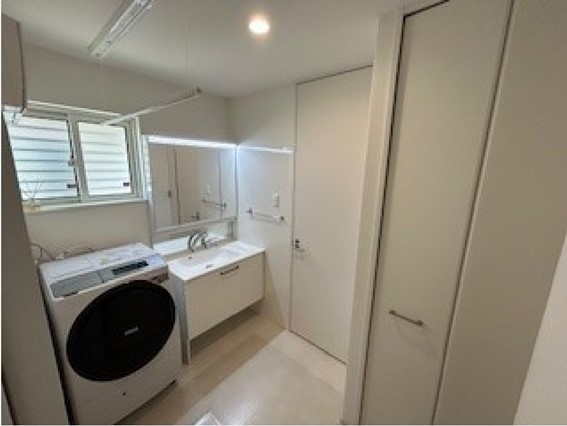 洗面室 写真撮影日：10/10/25, 12:00 AM