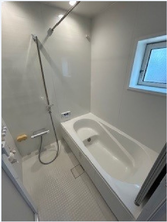 浴室 写真撮影日：10/10/25, 12:00 AM