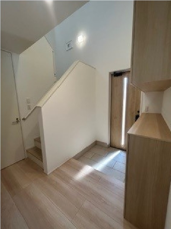 階段 写真撮影日：10/10/25, 12:00 AM