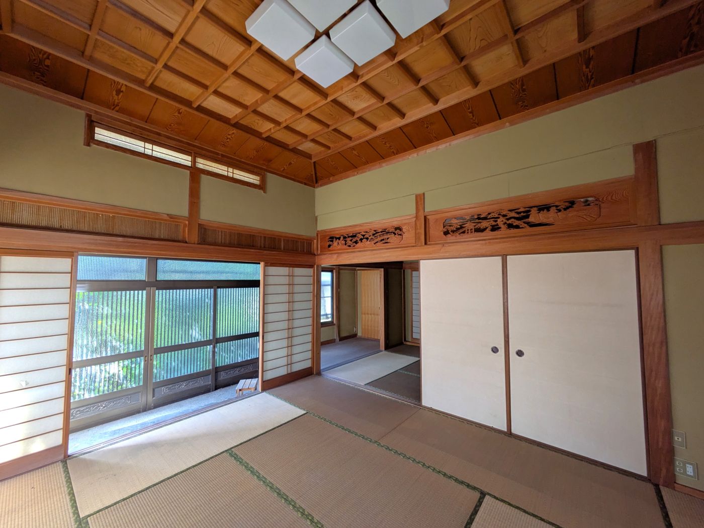 和室　東
