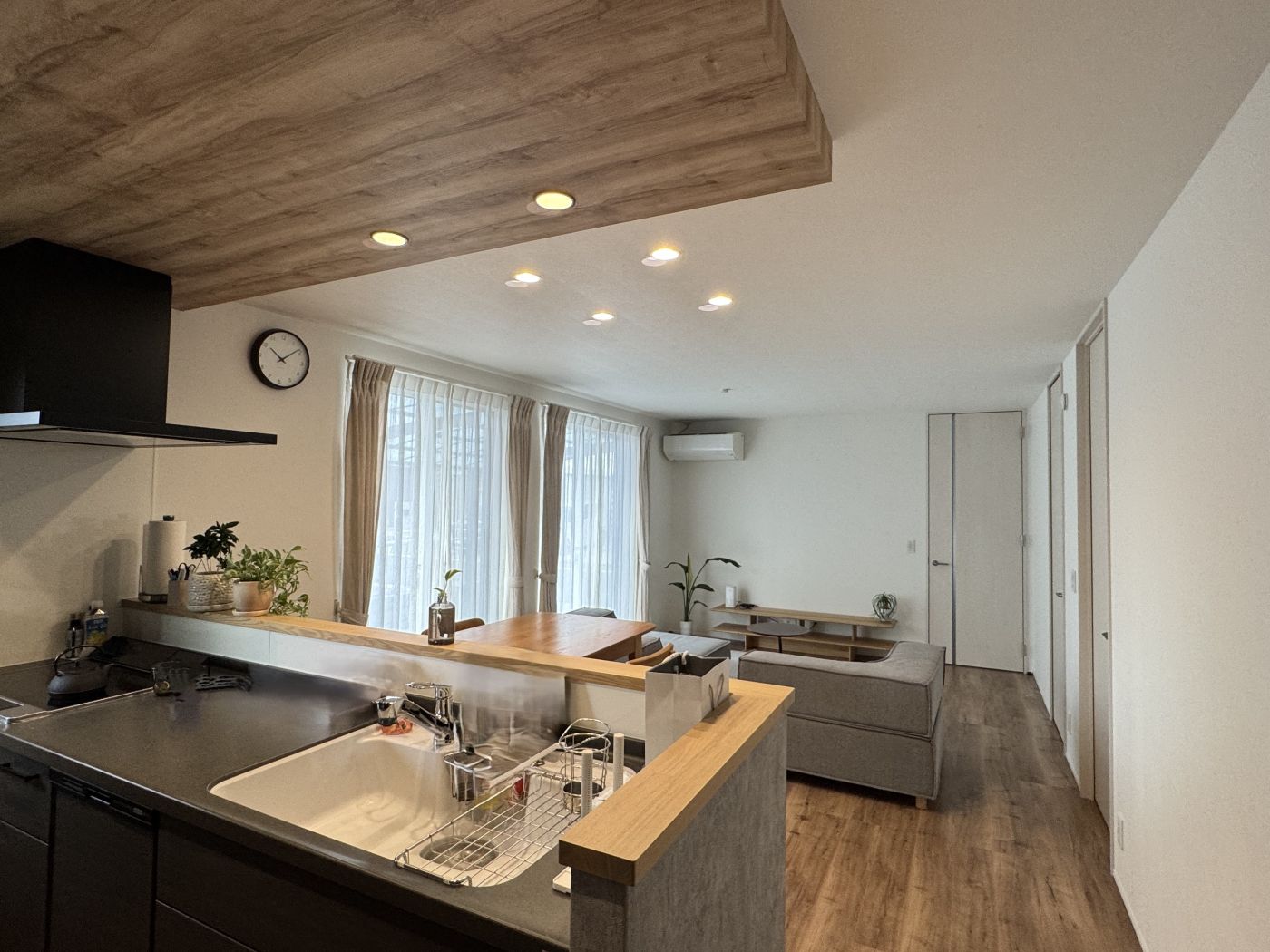 キッチン 写真撮影日：10/18/25, 12:00 AM