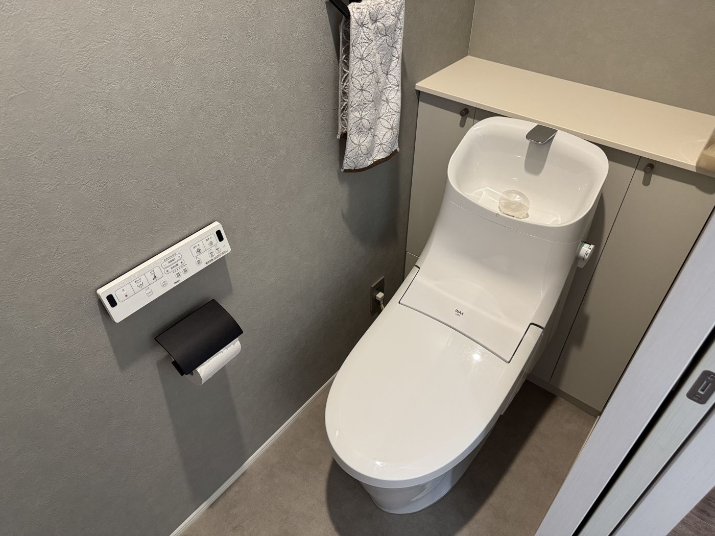 トイレ 写真撮影日：10/18/25, 12:00 AM