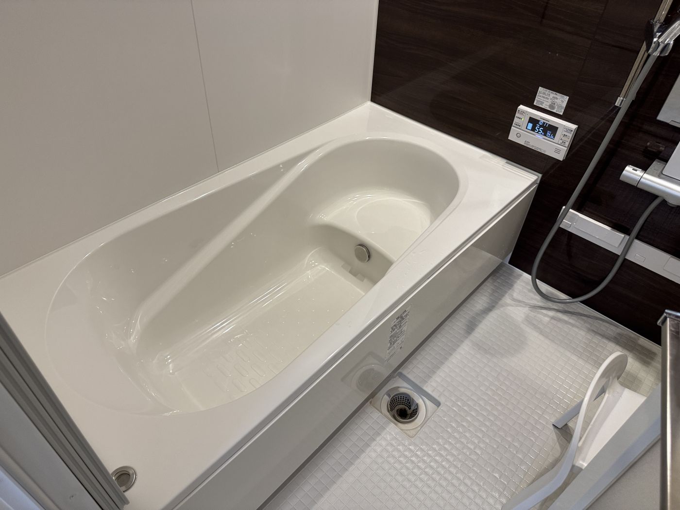 お風呂 写真撮影日：10/18/25, 12:00 AM