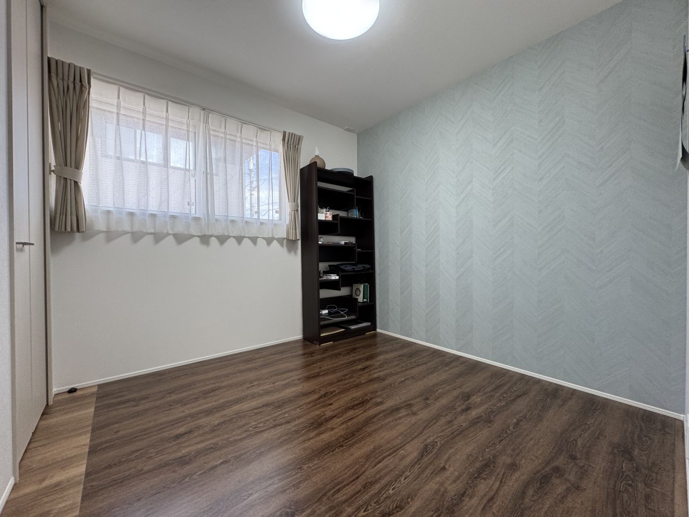 洋室 写真撮影日：10/18/25, 12:00 AM