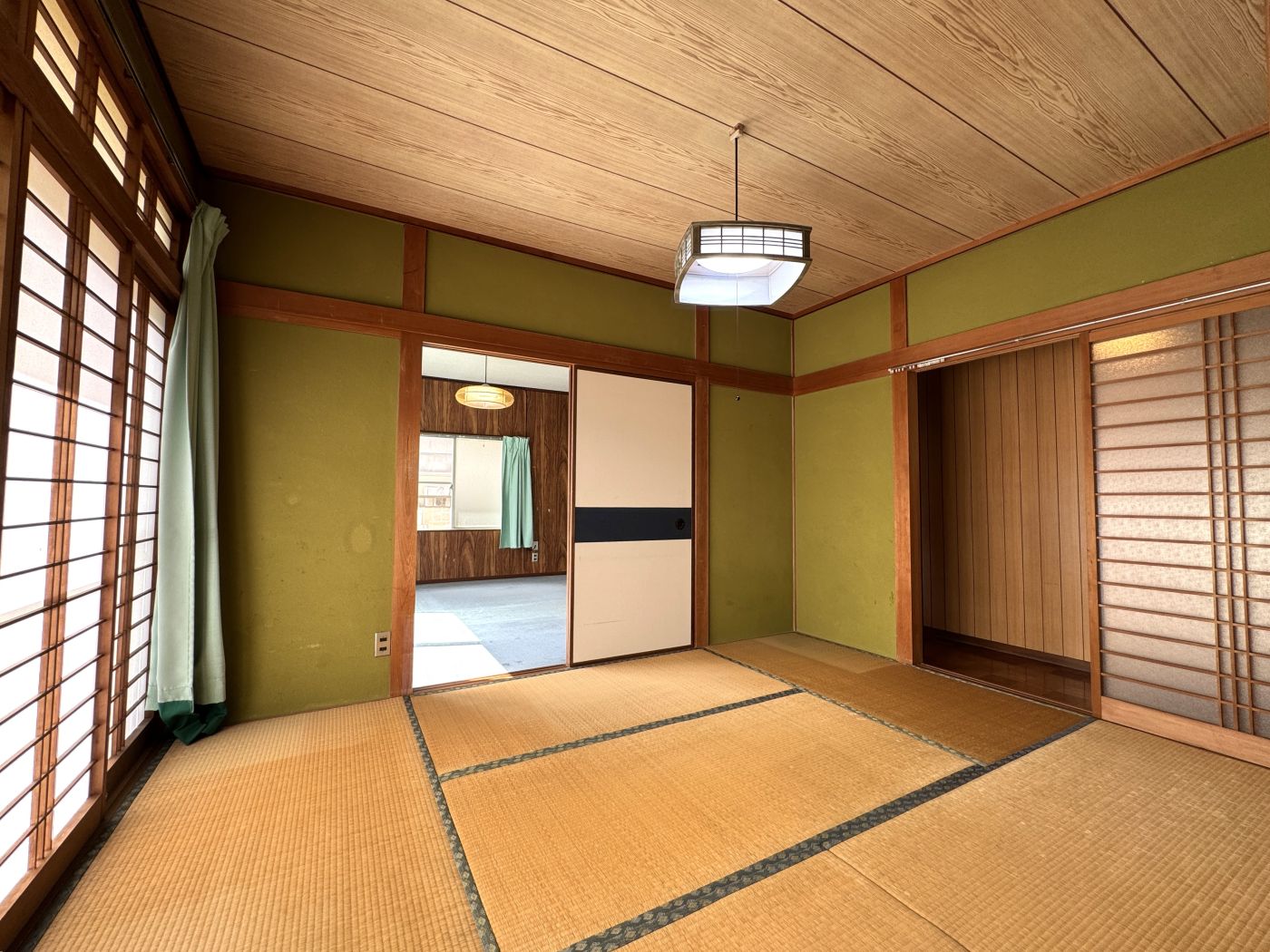 和室 写真撮影日：10/13/25, 12:00 AM