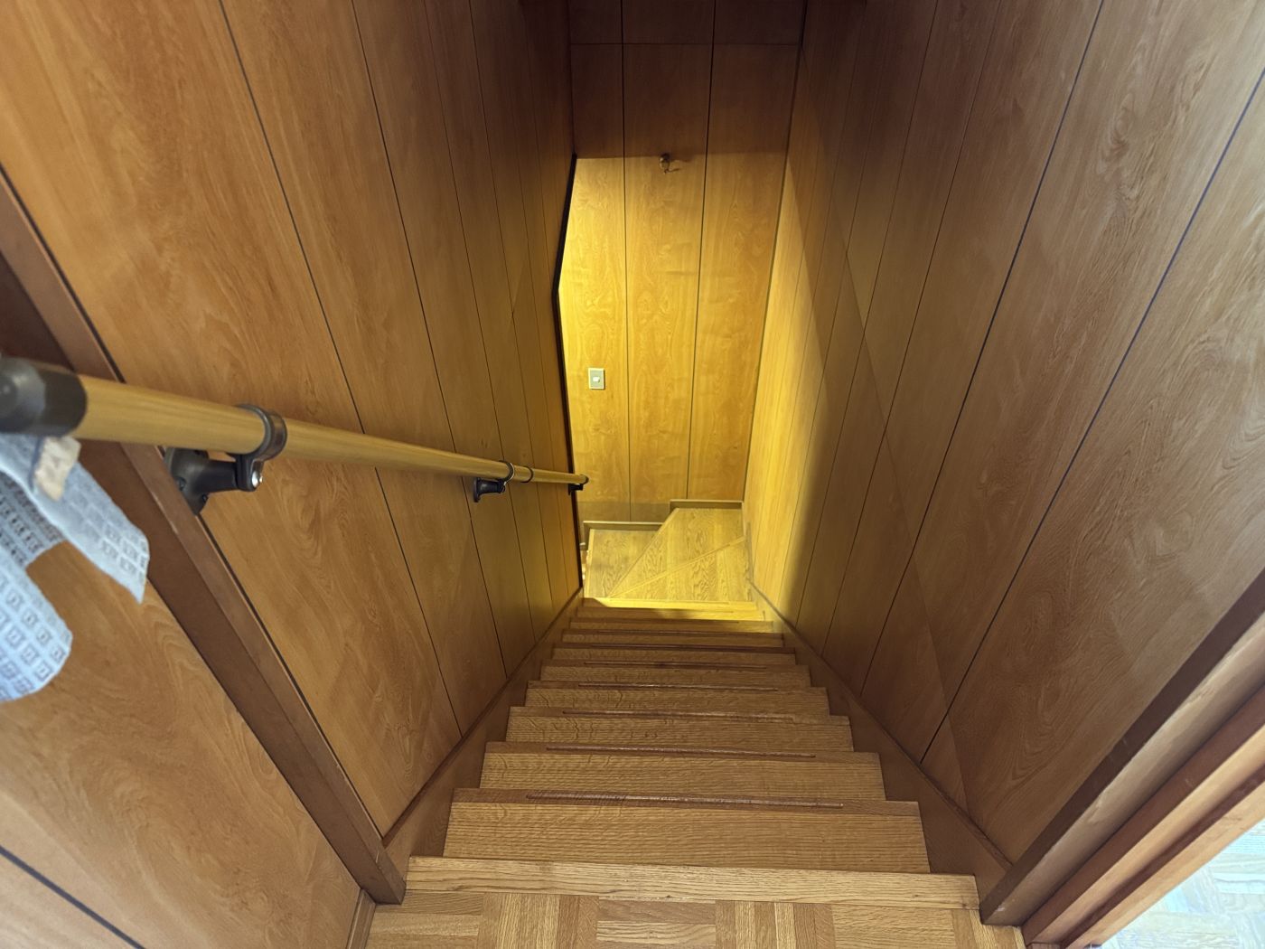 階段 写真撮影日：1/27/26, 12:00 AM