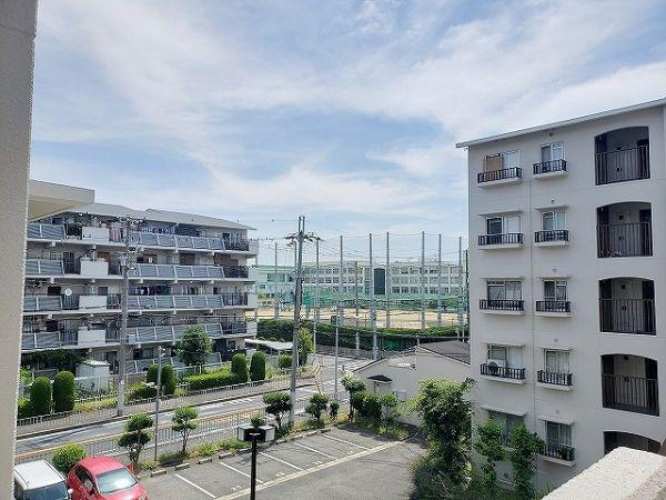 住戸からの眺望写真  写真撮影日：2024-06-08