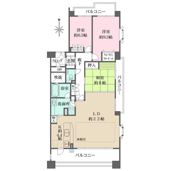 南・東・北側の3面バルコニー付き、3方角住戸。隣接する住戸の少ない、プライベート性の高い間取りです。