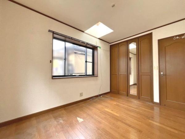 リビング以外の居室  写真撮影日：2024-10-12