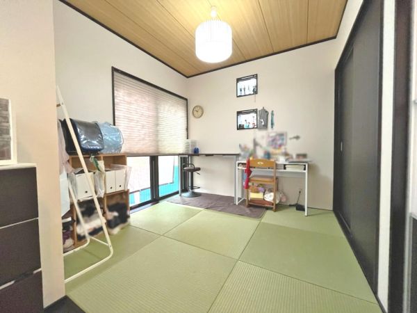 リビング以外の居室  写真撮影日：2024-11-01