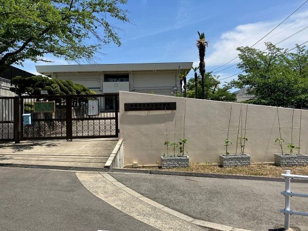 吹田市立青山台中学校 600m 写真撮影日：2024-10-03 