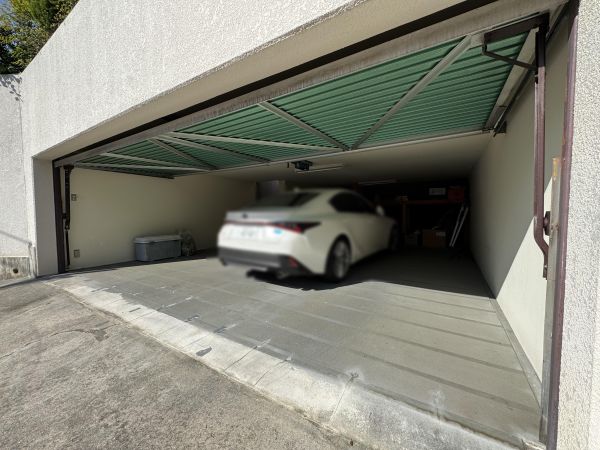 駐車場  写真撮影日：2024-11-25