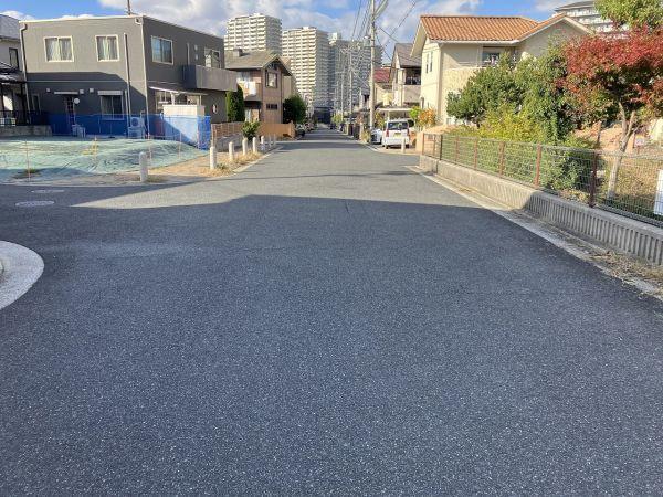 前面道路含む現地写真  写真撮影日：2024-12-07