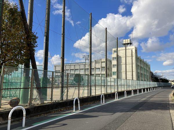 堺市立野田中学校 830m 写真撮影日：2024-12-07