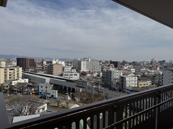 住戸からの眺望写真  写真撮影日：2025-03-08