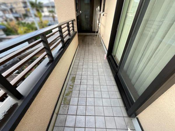 バルコニー  写真撮影日：2025-05-02