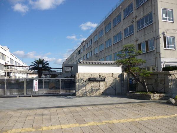 第一中学校 810m 写真撮影日：2024-12-14