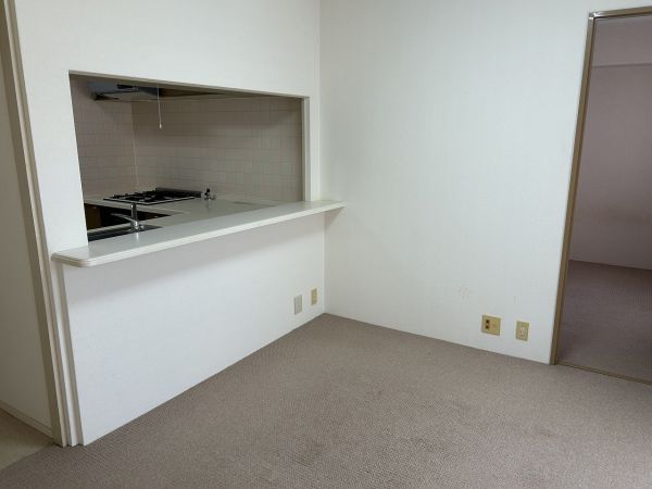 リビング  写真撮影日：2024-12-22