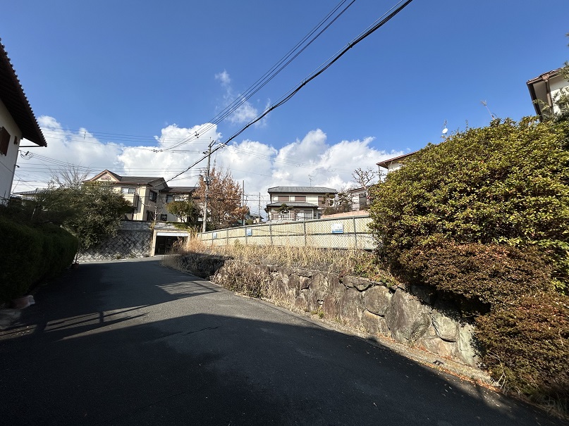 前面道路含む現地土地 写真撮影日：1/27/25, 12:00 AM