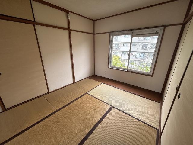 リビング以外の居室  写真撮影日：2025-06-08